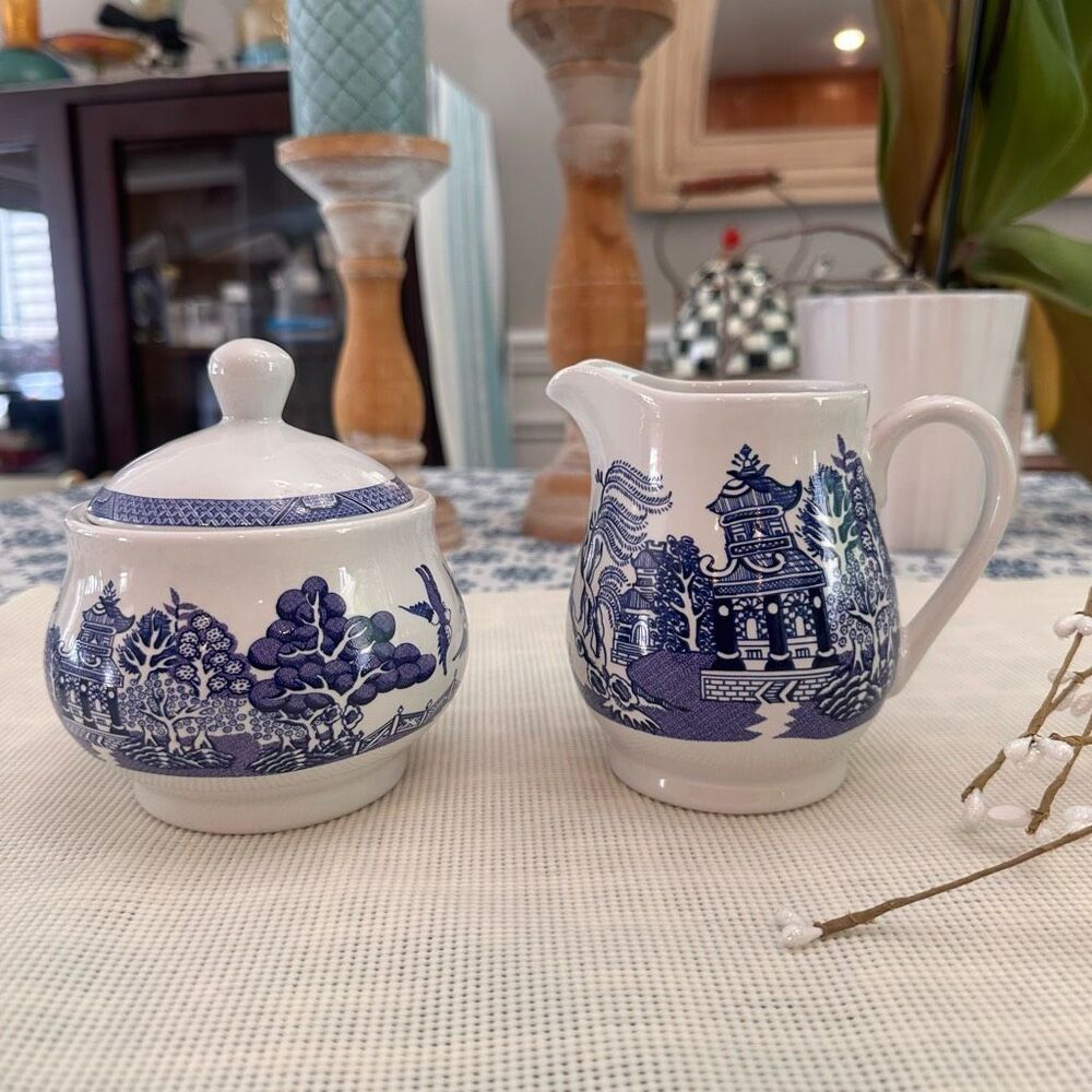Royal Cuthbertson Blue Willow Creamer Sugar Bowl& Lid Set Blue‎ White Porcelain